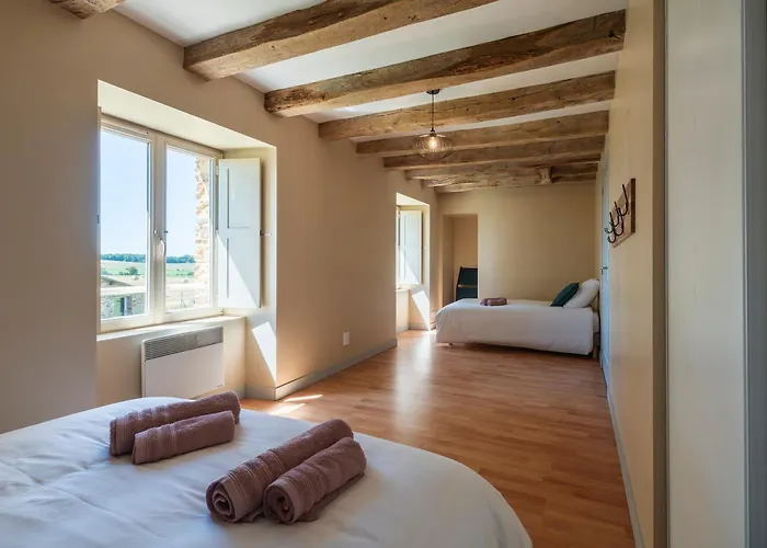 La Au Grand Chene - Charmante Maison Pour 10p بيت للعطل Challain-la-Potherie